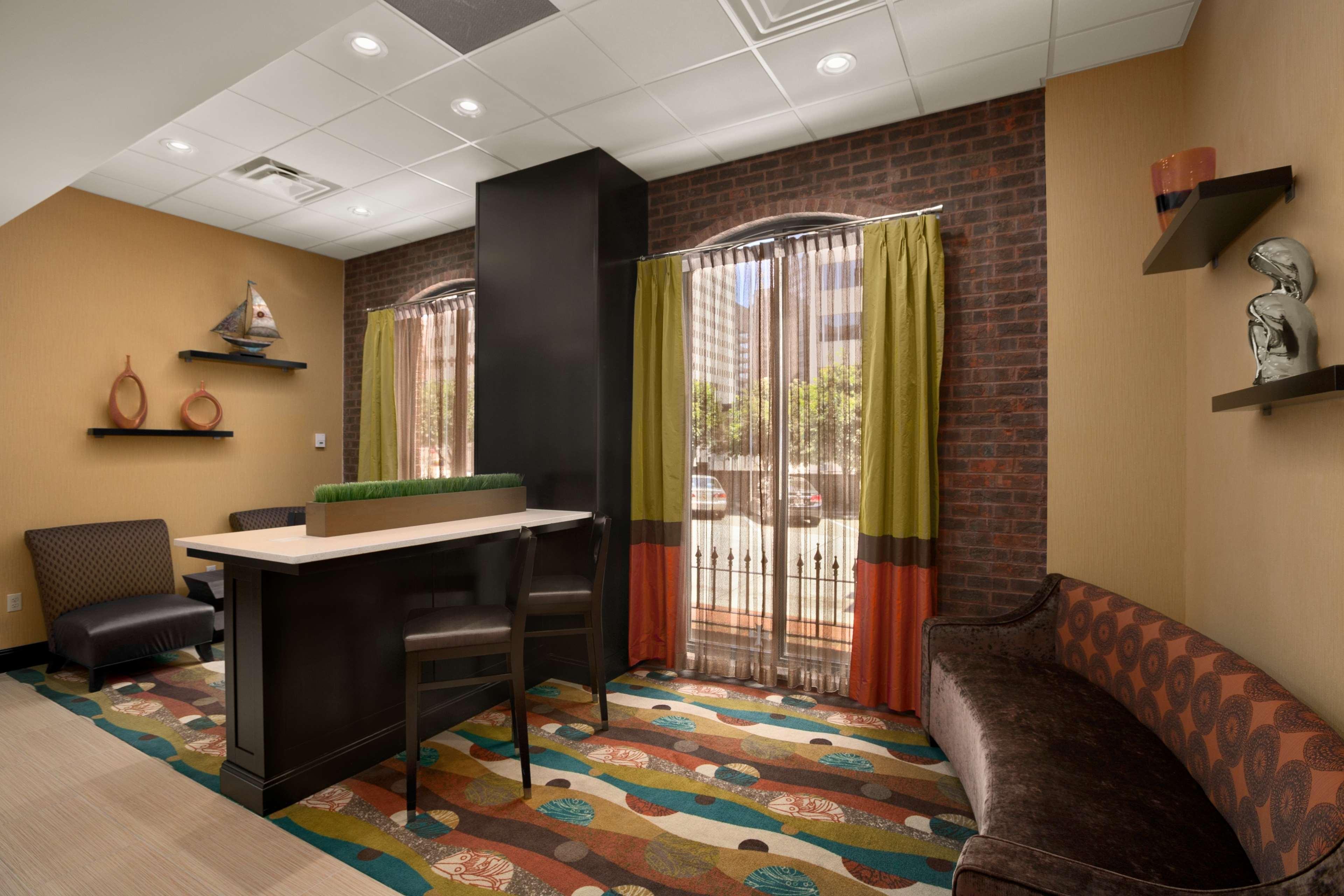 Days Inn By Wyndham Baltimore Inner Harbor Exterior foto
