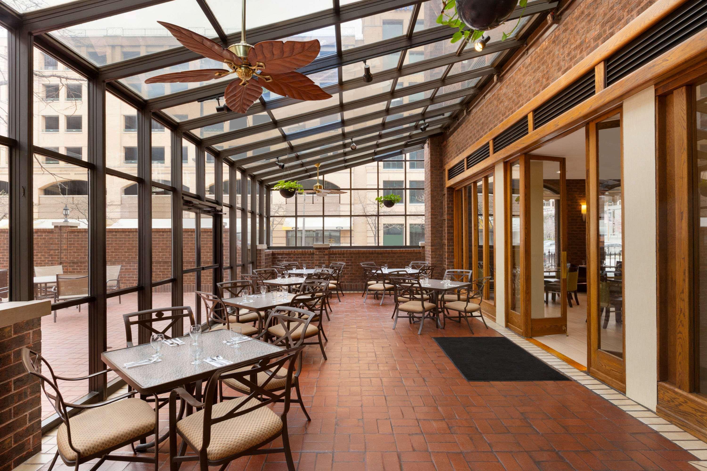 Days Inn By Wyndham Baltimore Inner Harbor Exterior foto