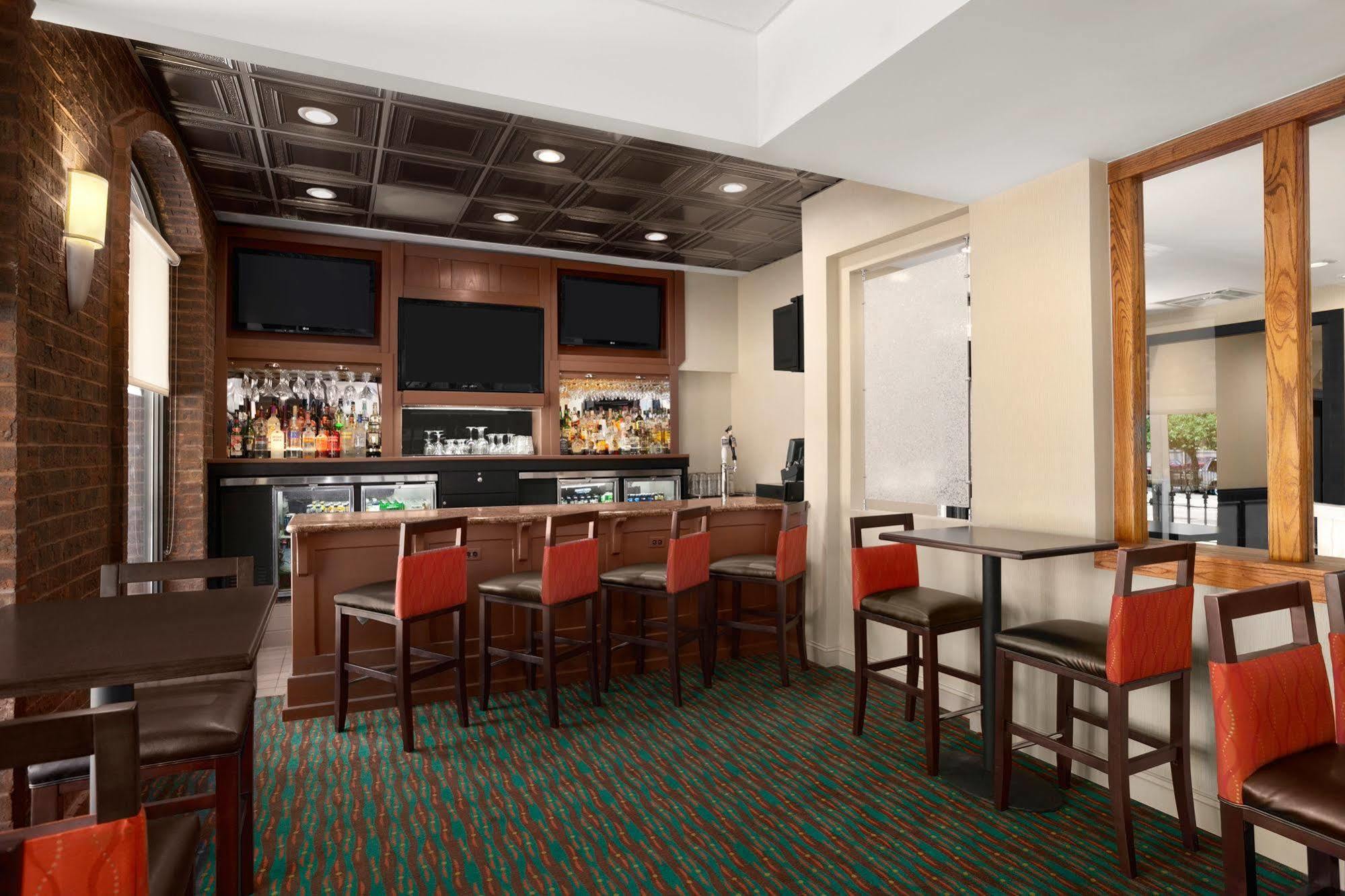 Days Inn By Wyndham Baltimore Inner Harbor Exterior foto